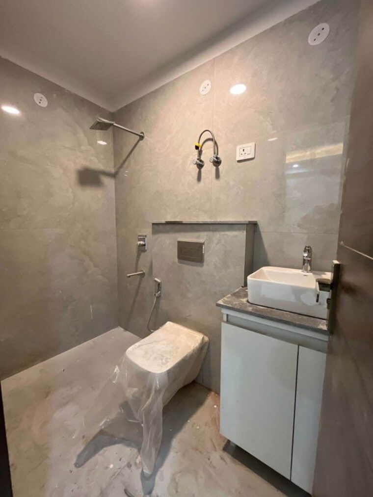 Master Bedroom, palm-residency-chhatarpur 3 Bedroom 1320 Sq.Ft. Apartment In Chattarpur Delhi 9969451