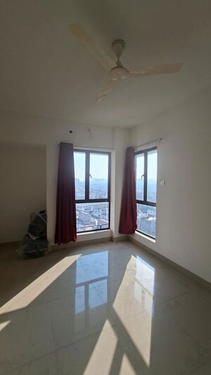 Room in 3 BHK Apartment at Shrachi Greenwood Nest, Rajarhat New Town – for Sale