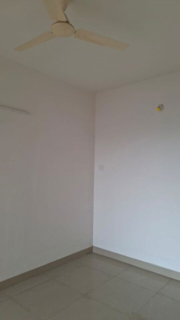 Room in 3 BHK Apartment at Shrachi Greenwood Nest, Rajarhat New Town – for Sale