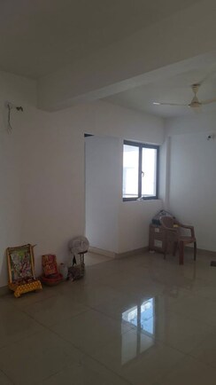 3 BHK + Extra Room Apartment For Sale in Shrachi Greenwood Nest