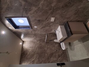 Furnished Amenities in 3 BHK Builder Floor at Rajouri Garden – for Rent