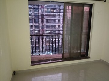 Room in 2 BHK Apartment at Pratik Shree Sharnam CHS, Mira Road East – for Rent
