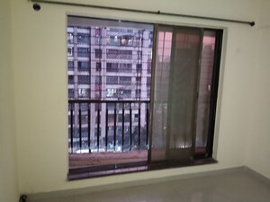 Room in 2 BHK Apartment at Pratik Shree Sharnam CHS, Mira Road East – for Rent