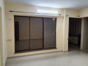 Room in 2 BHK Apartment at Pratik Shree Sharnam CHS, Mira Road East – for Rent