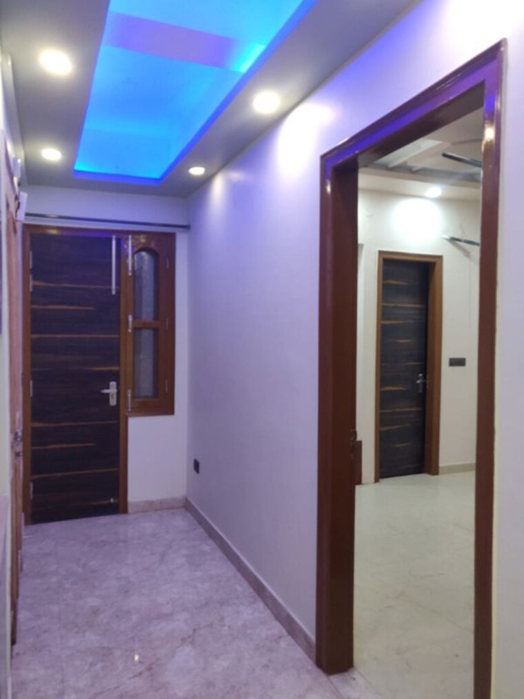 undefined, sector 56 2.5 Bedroom 1280 Sq.Ft. Villa In Sector 56 Noida 9969465