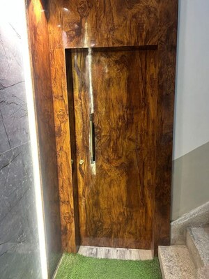 Furnished Amenities in  Office Space at Tollygunge – for Rent