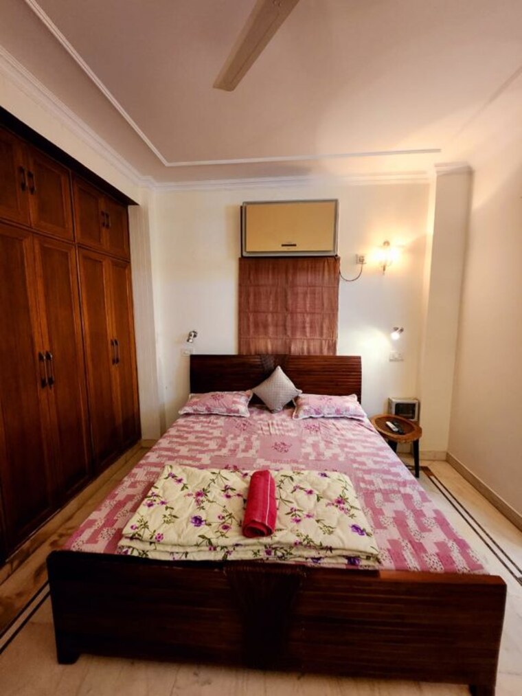 Bedroom, risland-sky-mansion 1 Bedroom 550 Sq.Ft. Builder Floor In Chattarpur Delhi 9969466