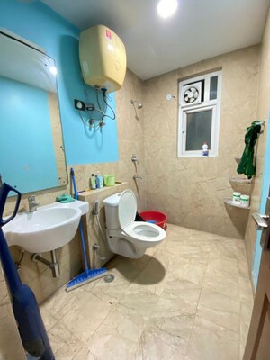 Master Bedroom in 4 BHK Villa at Paramount Golfforeste Villas, Zeta I Greater Noida – for Rent