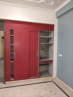 2 BHK Independent House For Rent in RWA Apartments Sector 70