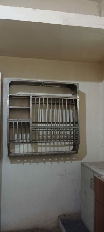 Furnished Amenities in 2 BHK Apartment at Paldi – for Rent