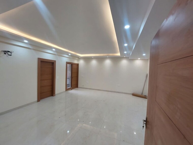 Room, ats-paradiso 3 Bedroom 2000 Sq.Ft. Apartment In Chi Iv Greater Noida Greater Noida 9969476