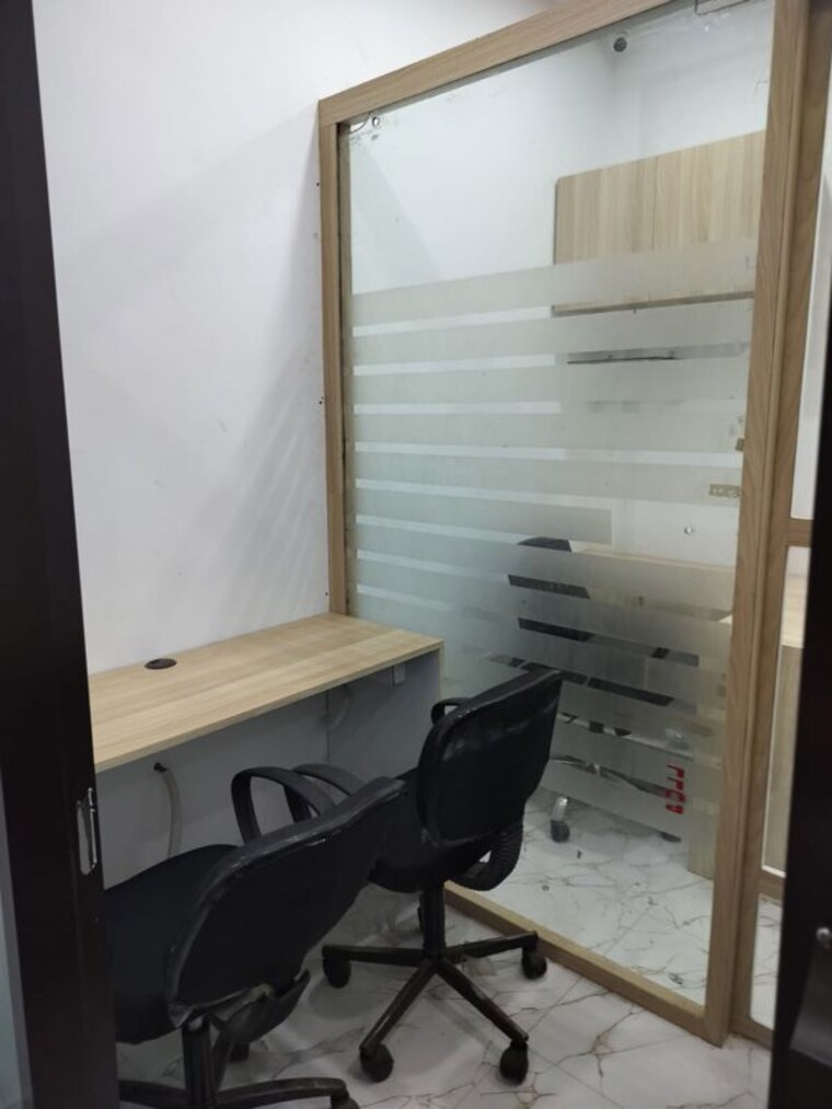 Kitchen, arya-maruti-building Commercial Office Space 250 Sq.Ft. In Park Street Kolkata 9969472