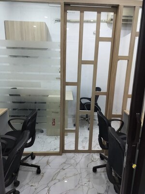  Office Space For Rent in Arya Maruti Building, Park Street