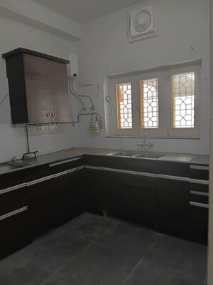 Kitchen in 1 BHK Builder Floor at Palm Residency Chhatarpur, Chattarpur – for Rent