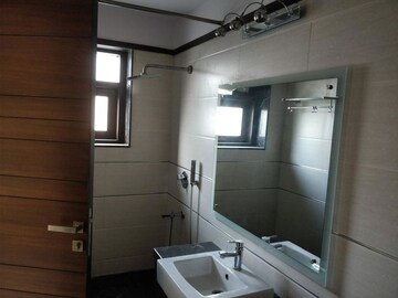 Kitchen in 1 BHK Builder Floor at Palm Residency Chhatarpur, Chattarpur – for Rent