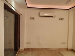 Room in 1 BHK Builder Floor at Palm Residency Chhatarpur, Chattarpur – for Rent