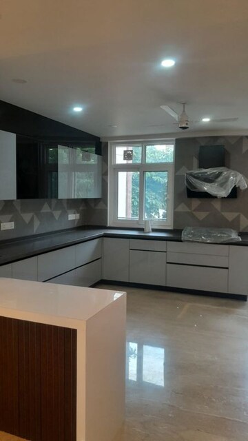 Kitchen in 3 BHK Builder Floor at Kohli One Malibu Town, Sector 47 – for Rent