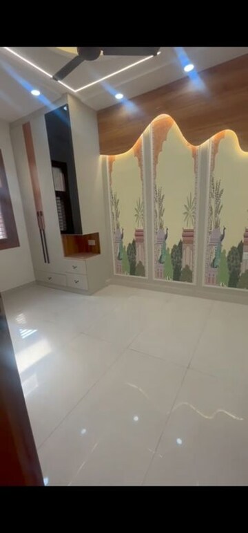 Furnished Amenities in 2 BHK Builder Floor at Uttam Nagar – for Sale