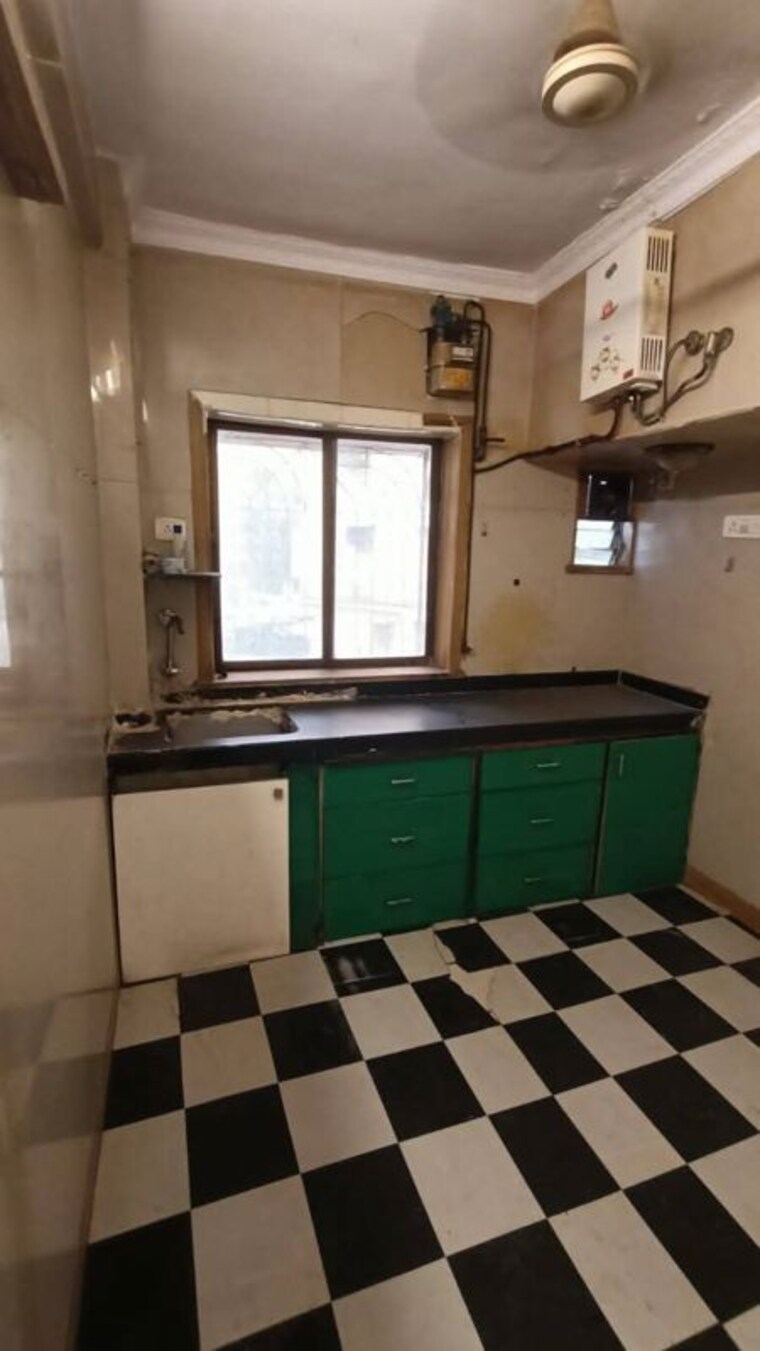 Kitchen, andheri west 1 Bedroom 365 Sq.Ft. Apartment In Andheri West Mumbai 9969507