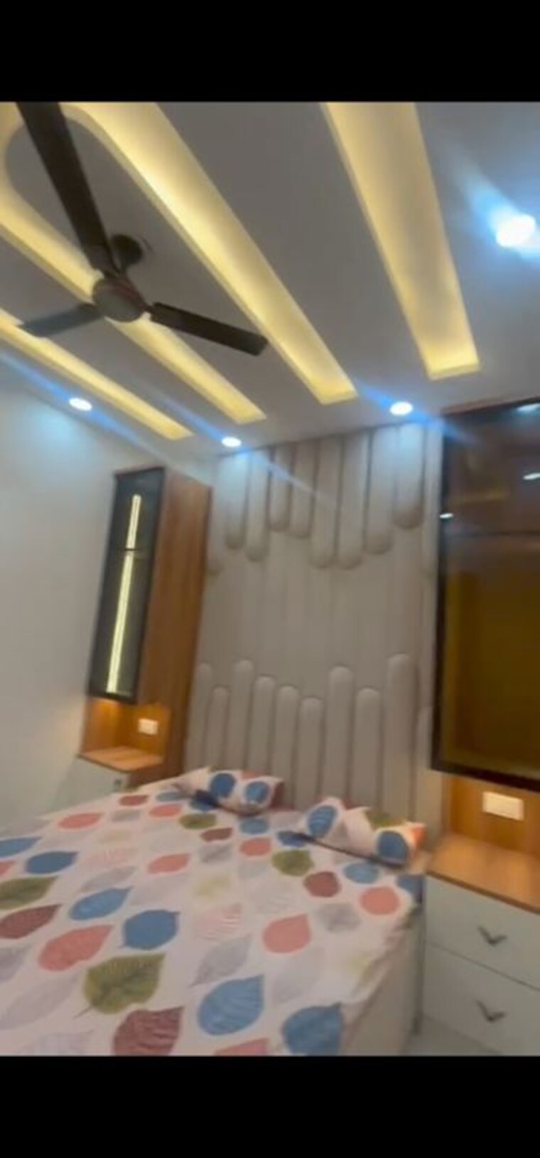 Living Room, uttam nagar 2 Bedroom 60 Sq.Yd. Builder Floor In Uttam Nagar Delhi 9969510