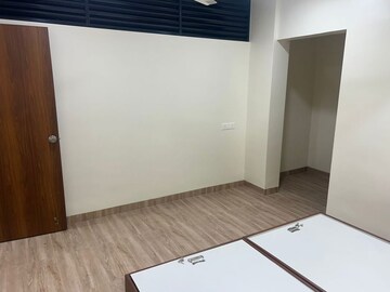 Room in 3 BHK Apartment at Raheja Vistas Phase II, Mohammadwadi – for Sale