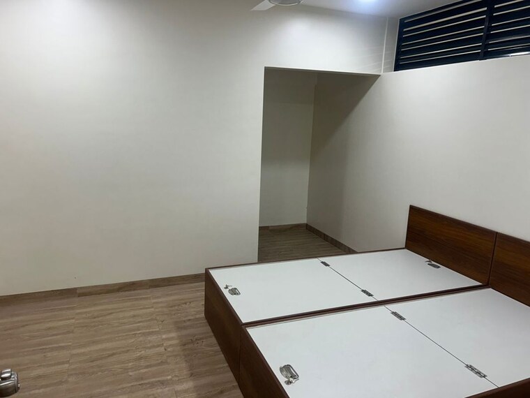 Room, raheja-vistas-phase-ii 3 Bedroom 1650 Sq.Ft. Apartment In Mohammadwadi Pune 9969516