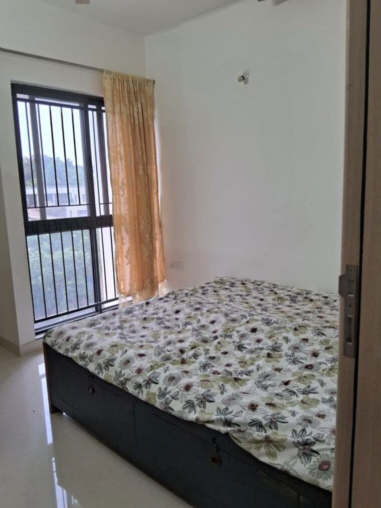 Bedroom, goel-ganga-florentina 3 Bedroom 1800 Sq.Ft. Penthouse In Nibm Annexe Pune 9969521