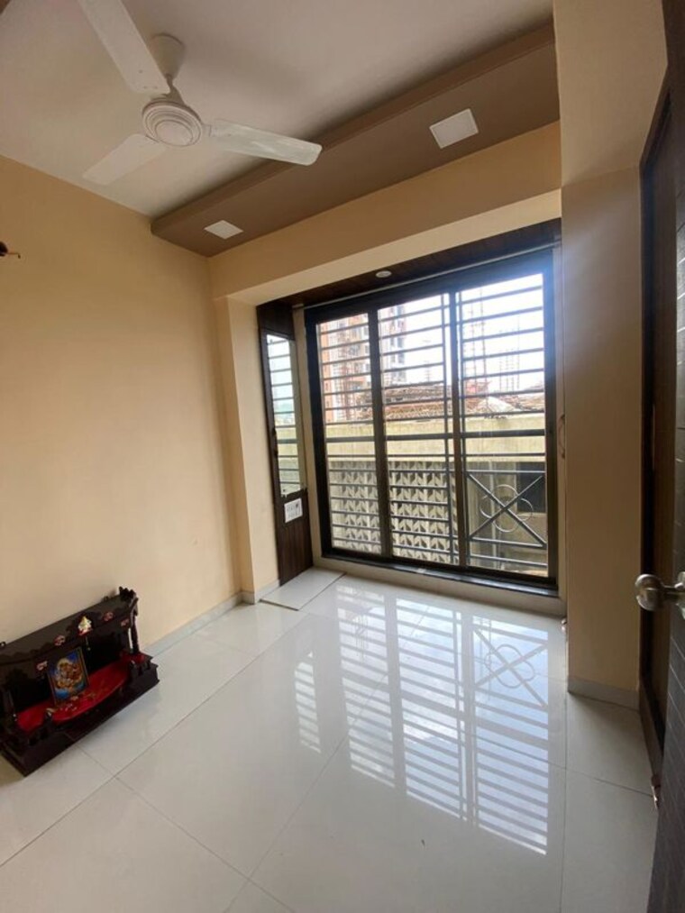 Room, kalpataru-immensa 2 Bedroom 599 Sq.Ft. Apartment In Kolshet Road Thane 9969528