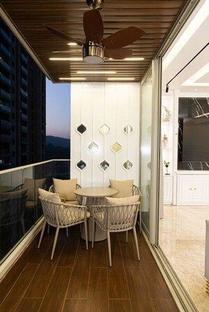 Team Area in 3.5 BHK Apartment at One Hiranandani Park, Ghodbunder Road – for Rent