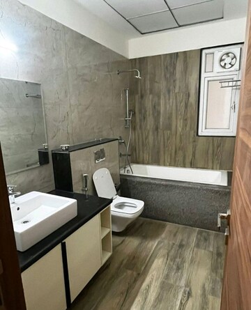 Bathroom in 4 BHK Apartment at Uchdpl Veridia Oakwood Enclave, Wave City – for Rent
