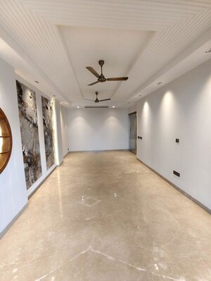 Room in 4 BHK Builder Floor at Greater Kailash I – for Sale