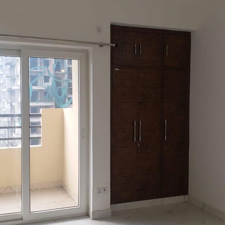 Room, unitech-habitat 3 Bedroom 2096 Sq.Ft. Apartment In Sector 34 Greater Noida Greater Noida 9969558