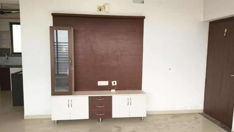 3 BHK + Extra Room 1600 Sq.Ft. Apartment in Aaryan Gloria