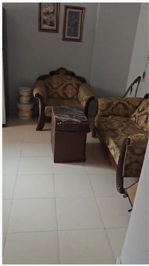 2 BHK Apartment For Rent in OP Floridaa, Sector 82