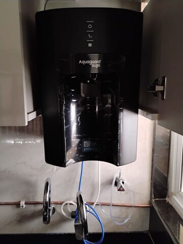 Master Bedroom in 2 BHK Apartment at Kohinoor Zen Estate, Kharadi – for Rent