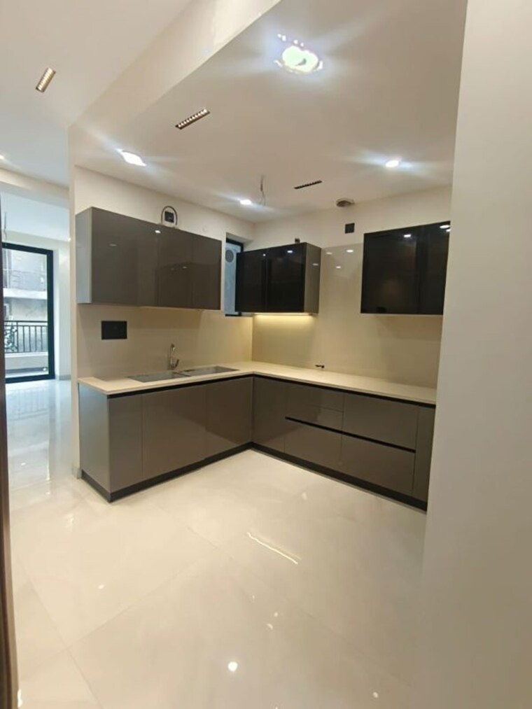Kitchen, shri-northview-avenue 3 Bedroom 1825 Sq.Ft. Builder Floor In Dyalpur Zirakpur 9969583