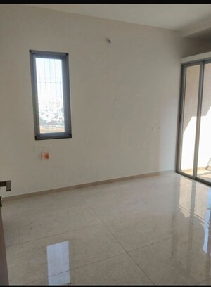 Room in 3 BHK Apartment at Vilas Javdekar Yashwin Enchante, Kharadi – for Rent