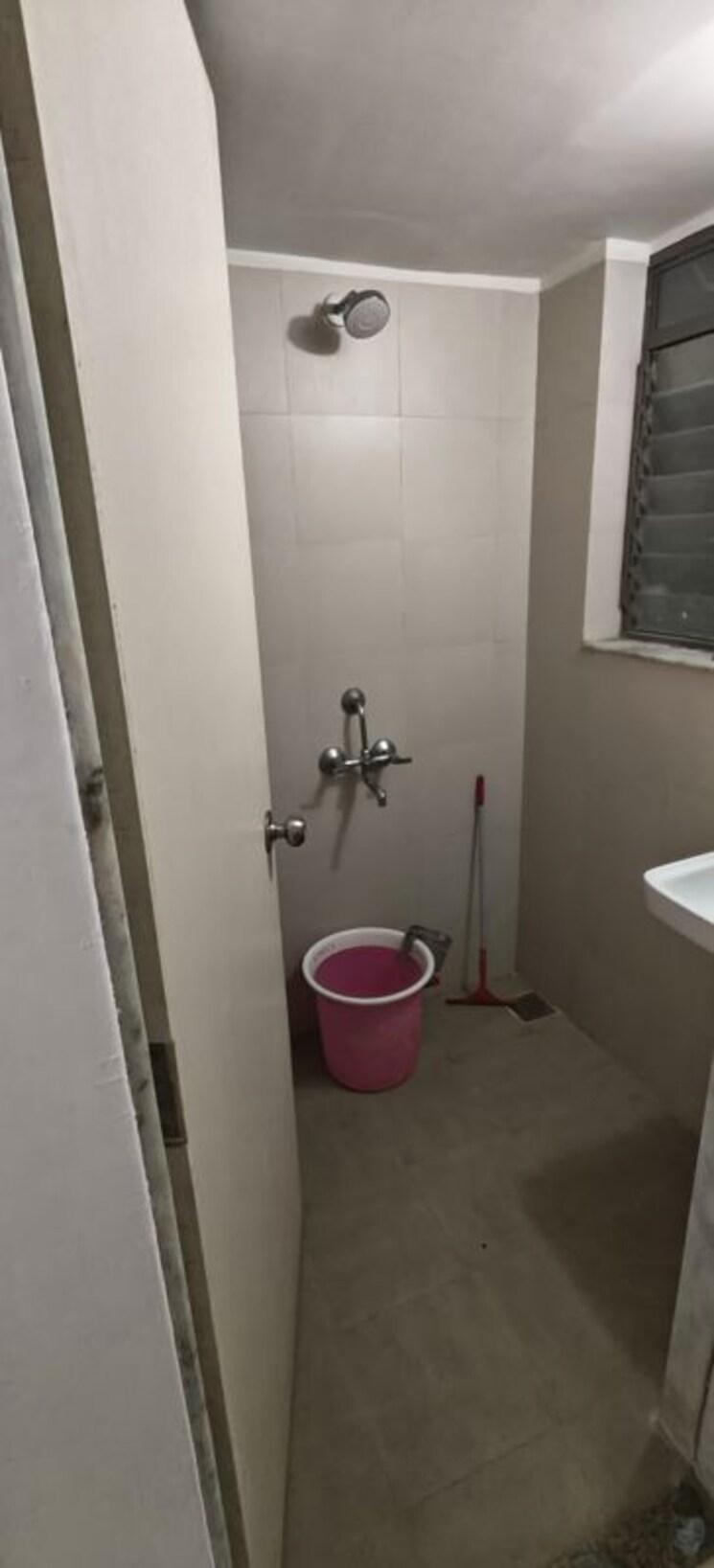 Bathroom, lodha-vista 1 Bedroom 450 Sq.Ft. Apartment In Lower Parel Mumbai 9969590