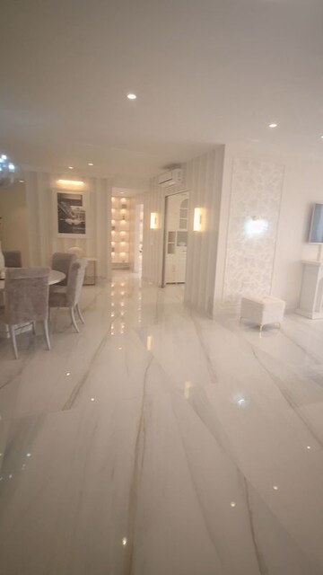 Parking in 3 BHK Apartment at DLH Signature, Bandra West – for Sale