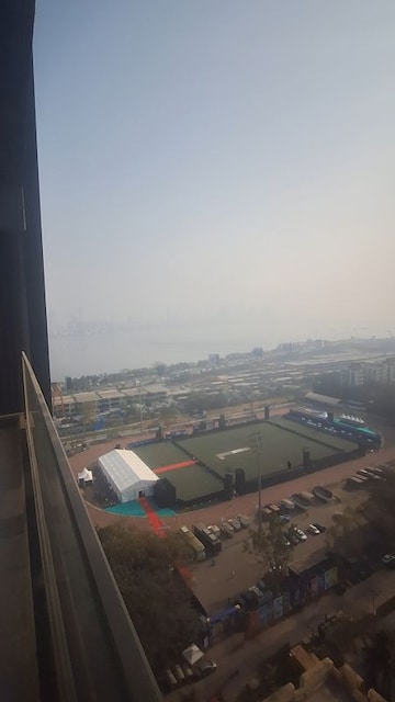 Swimming Pool in 3 BHK Apartment at DLH Signature, Bandra West – for Sale