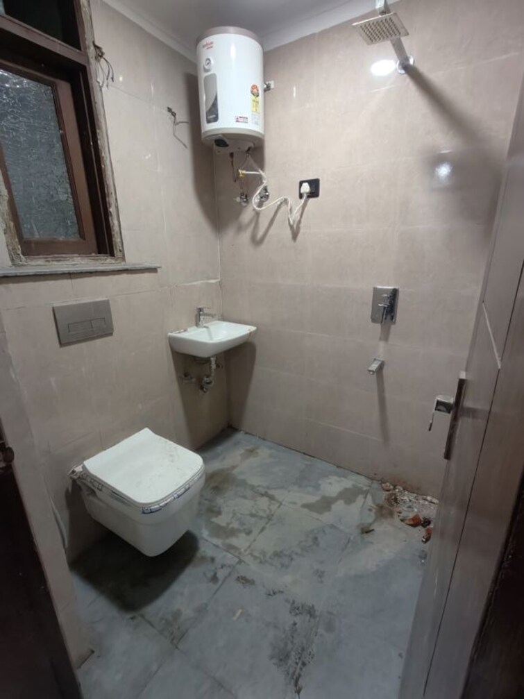 Bathroom, saket 1 Bedroom 570 Sq.Ft. Builder Floor In Saket Delhi 9969602