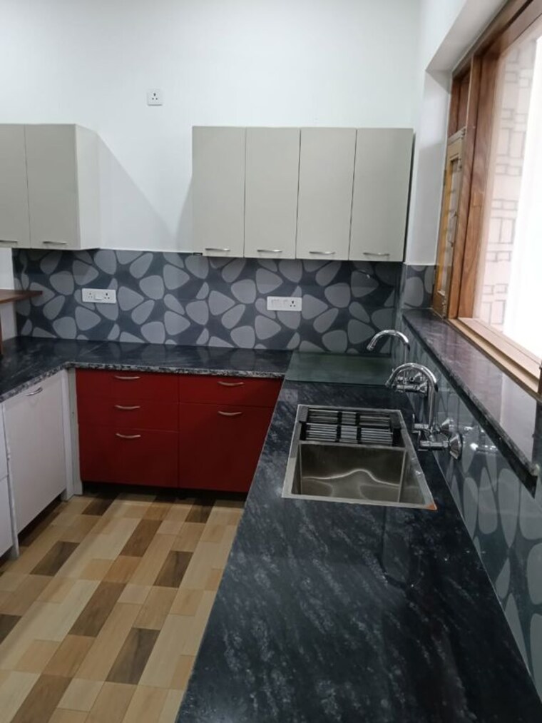 Kitchen, ankheer 4 Bedroom 500 Sq.Yd. Independent House In Ankheer Faridabad 9946324