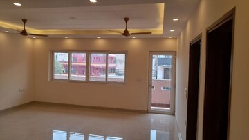 Kitchen in 4 BHK Builder Floor at Safdarjung Enclave – for Rent