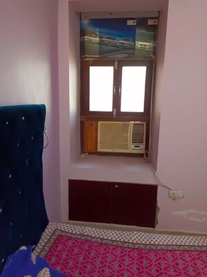 Furnished Amenities in 2 BHK Apartment at SRS Residency, Sector 88 – for Rent