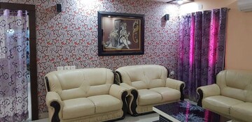 Furnished Amenities in 3 BHK Apartment at Saraswati Apartments, Gomti Nagar – for Rent