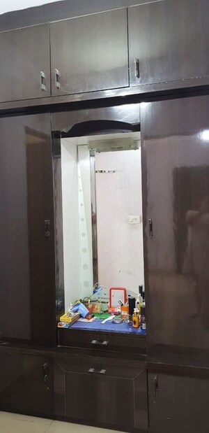 Furnished Amenities in 3 BHK Apartment at Saraswati Apartments, Gomti Nagar – for Rent