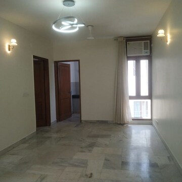 Room in 4 BHK Builder Floor at Safdarjung Enclave – for Sale