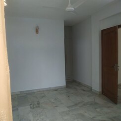 4 BHK + Servant Room Builder Floor For Sale in Safdarjung Enclave