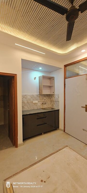 Room in 1 RK Builder Floor at Sector 73 – for Rent