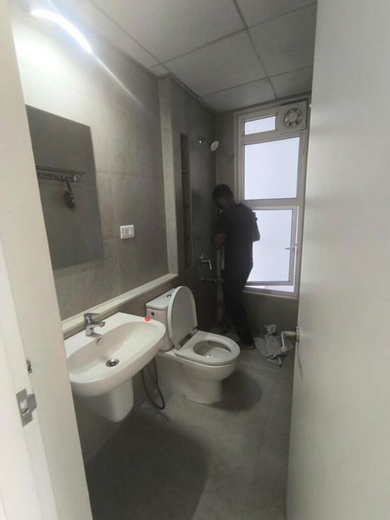 Bathroom, tata-serein 3 Bedroom 950 Sq.Ft. Apartment In Pokhran Road No Two Thane 9969639